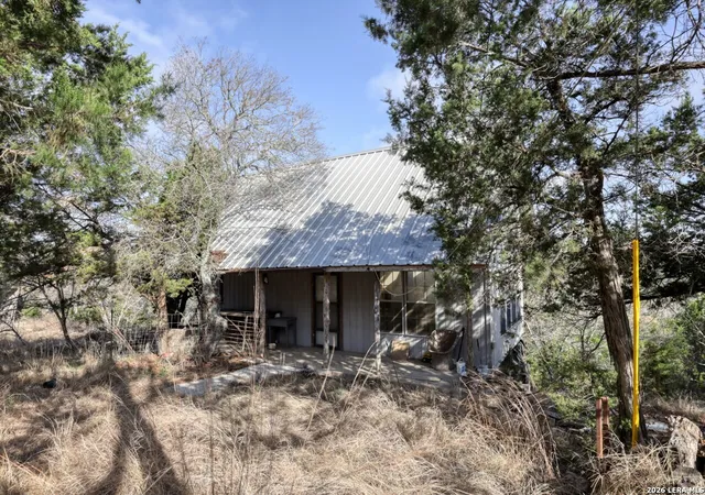 Photo 1 of Single family home for sale at 343 E Headwaters Ranch, Kendalia, TX 78027 | MLS# 1954530 | Listing updated on 2026-05-19