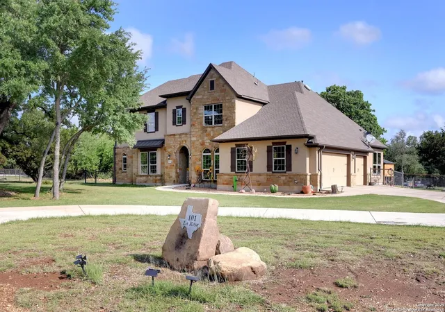 Photo 2 of Single family home for sale at 101 La Rosa Dr, Blanco, TX 78606 | MLS# 1954540 | Listing updated on 2026-04-13