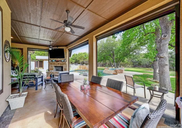 Photo 3 of Single family home for sale at 101 La Rosa Dr, Blanco, TX 78606 | MLS# 1954540 | Listing updated on 2026-04-13