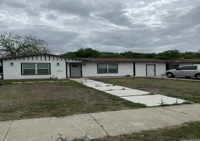 Photo 1 of Single family home for sale at 226 Amber, San Antonio, TX 78221 | MLS# 1954541 | Listing updated on 2026-04-13