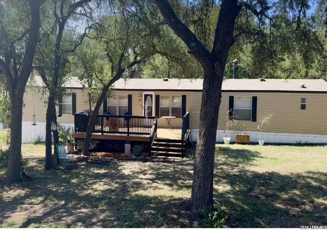 Homes for sale in Canyon Lake, TX | 270 Buckhorn Dr, Canyon Lake, TX 78133 | MLS# 1954559