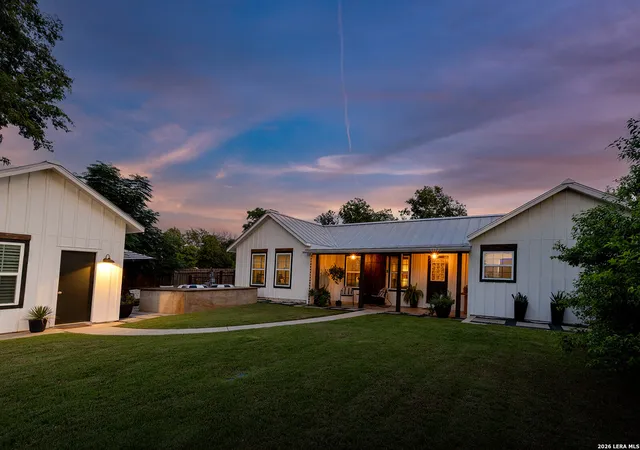 1st image of 903 Front St, Comfort, TX 78013 | MLS# 1954597