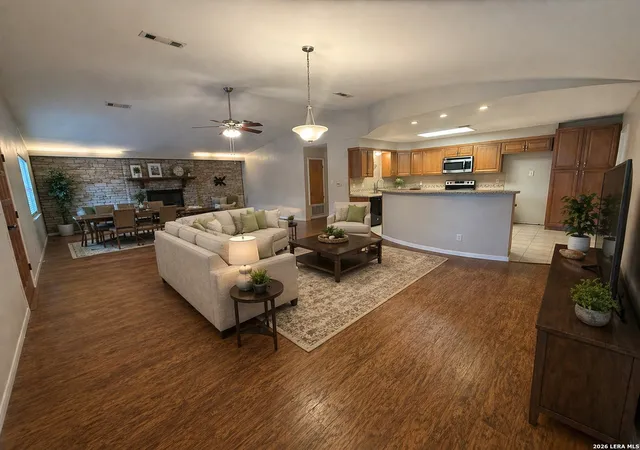 Photo 3 of Single family home for sale at 717 Lookout, Canyon Lake, TX 78133 | MLS# 1954645 | Listing updated on 2026-08-25