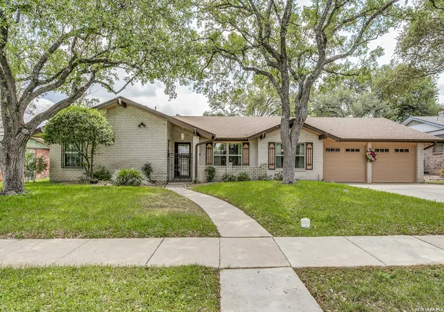 Photo 2 of Sale Pending at 3014 Manila, San Antonio, TX 78217 | MLS# 1954707 | Listing updated on 2026-05-18