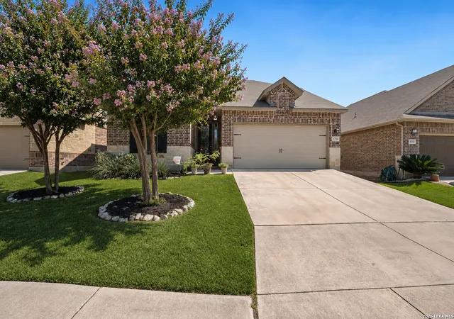 Photo 2 of Single family home for sale at 1711 Ayleth, San Antonio, TX 78213 | MLS# 1954729 | Listing updated on 2026-08-28