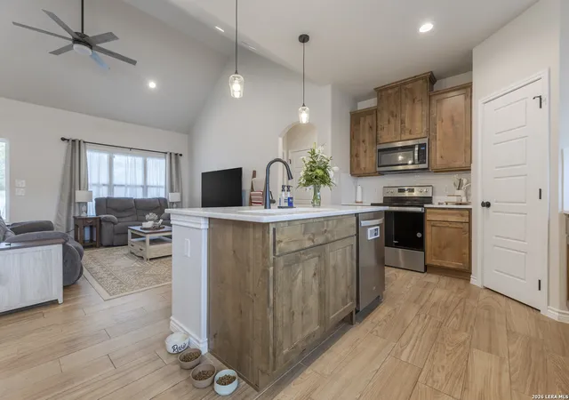 4th image of 777 Research, Canyon Lake, TX 78133 | MLS# 1954738
