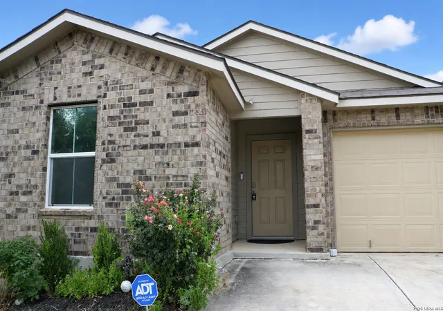 Photo 3 of Single family home for sale at 13615 Whisper Xing, San Antonio, TX 78252 | MLS# 1954739 | Listing updated on 2026-09-10