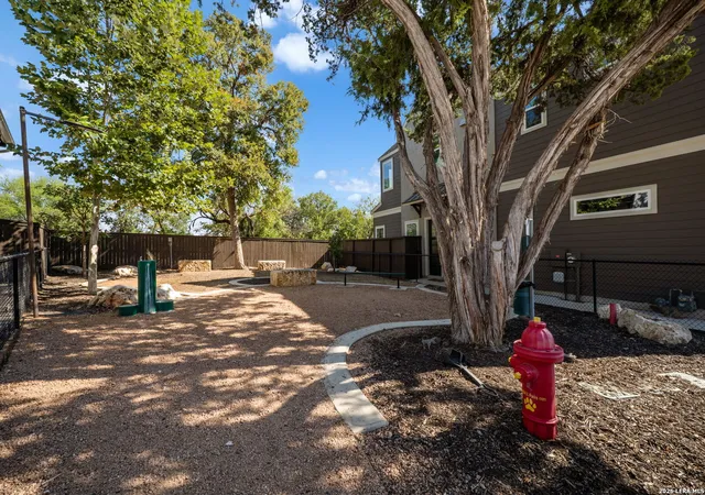 2nd image of 5843 Whitby, San Antonio, TX 78240
