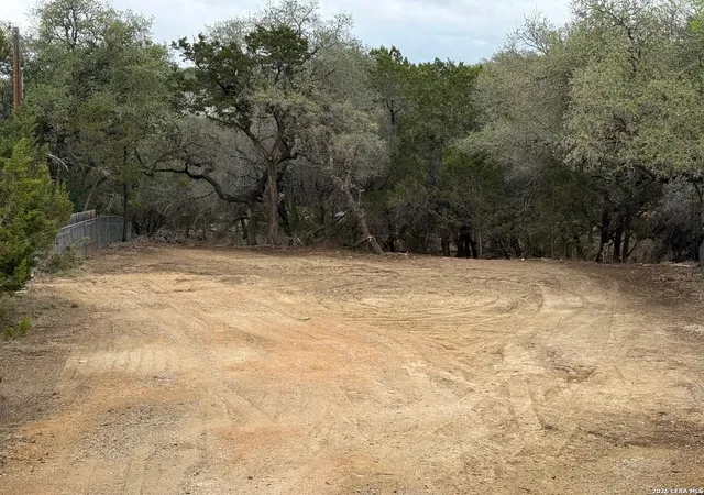 Photo 4 of Sale Pending at 1456 Songbird, Canyon Lake, TX 78133 | MLS# 1954762 | Listing updated on 2026-10-19