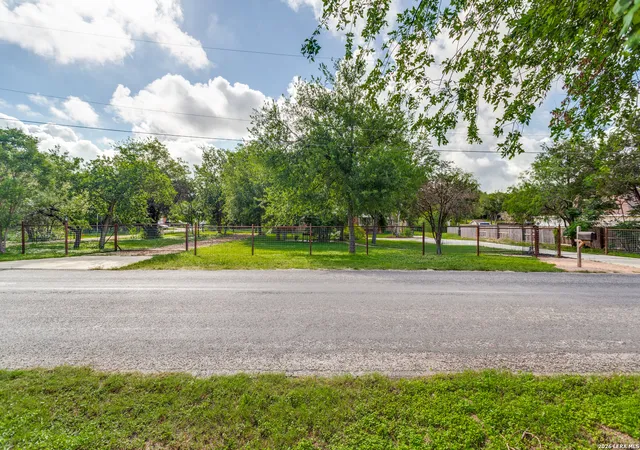 38th image of 11154 Moorway, Helotes, TX 78023 | MLS# 1954771