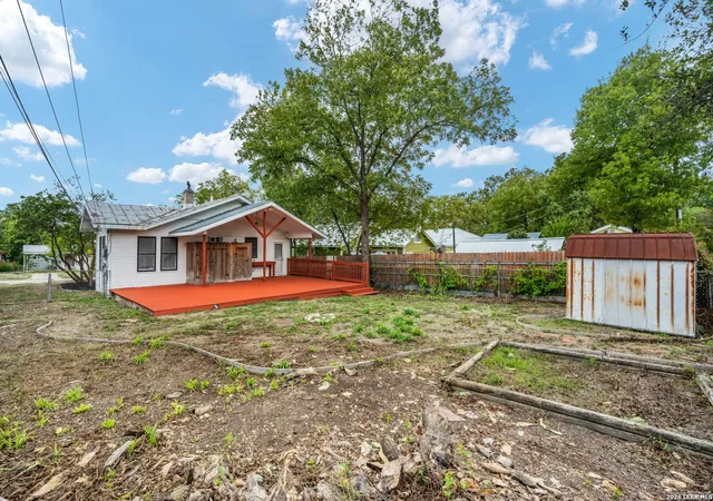 17th image of 627 W Mulberry Ave, San Antonio, TX 78212 | MLS# 1954784