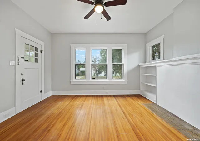 4th image of 627 W Mulberry Ave, San Antonio, TX 78212 | MLS# 1954784
