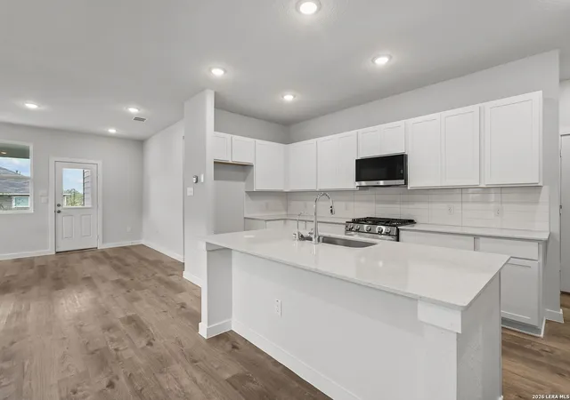 Photo 4 of Sale Pending at 9935 Chavaneaux Lndg, San Antonio, TX 78221 | MLS# 1954791 | Listing updated on 2026-09-16