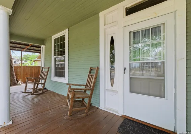 Photo 4 of Single family home for sale at 648 Porter, San Antonio, TX 78210 | MLS# 1954796 | Listing updated on 2026-04-21