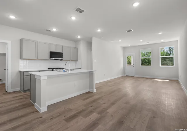Photo 4 of Single family home for sale at 9934 Chavaneaux Lndg, San Antonio, TX 78221 | MLS# 1954798 | Listing updated on 2026-09-18