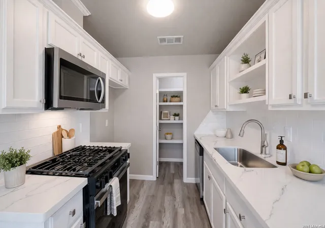 Photo 4 of Single family home for sale at 4703 Castle, San Antonio, TX 78218 | MLS# 1954800 | Listing updated on 2026-05-03