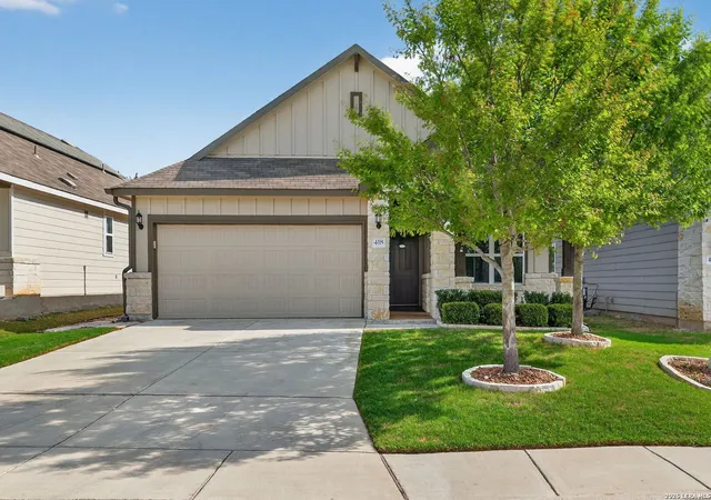 Photo 1 of Sale Pending at 418 Kirkhill Cvs, San Antonio, TX 78260 | MLS# 1954808 | Listing updated on 2026-04-30