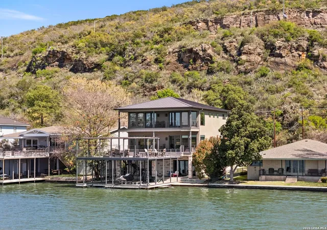 1st image of 926 Scenic, Kingsland, TX 78639 | MLS# 1954826