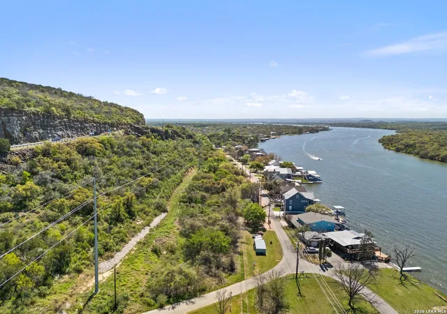 37th image of 926 Scenic, Kingsland, TX 78639 | MLS# 1954826