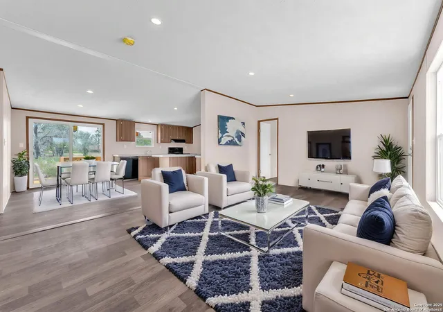 Photo 1 of Single family home for sale at 5709 County Road 422, Pleasanton, TX 78064 | MLS# 1954872 | Listing updated on 2026-04-14