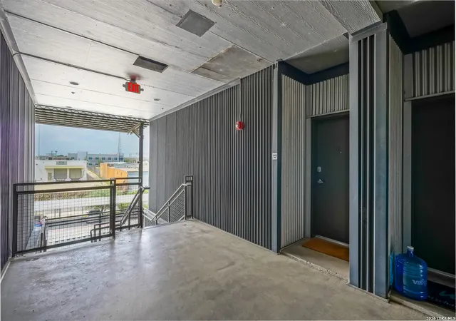 Photo 2 of Condo for sale at 831 S Flores #3202, San Antonio, TX 78204 | MLS# 1954903 | Listing updated on 2026-09-11