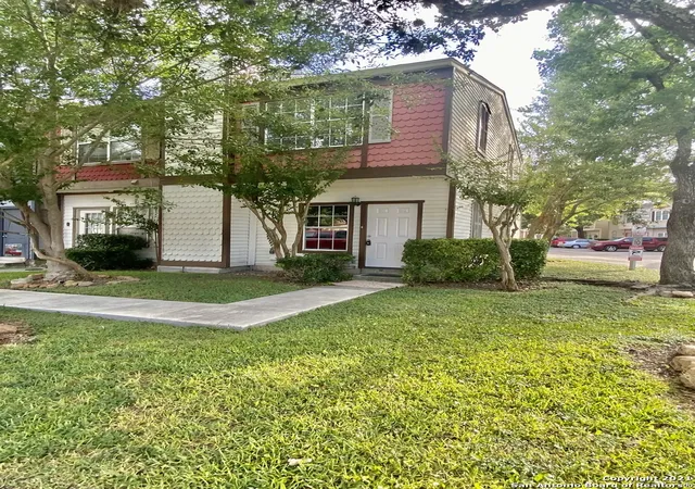 Photo 2 of Single family home for sale at 1955 Budding Blvd, San Antonio, TX 78247 | MLS# 1954916 | Listing updated on 2026-04-30
