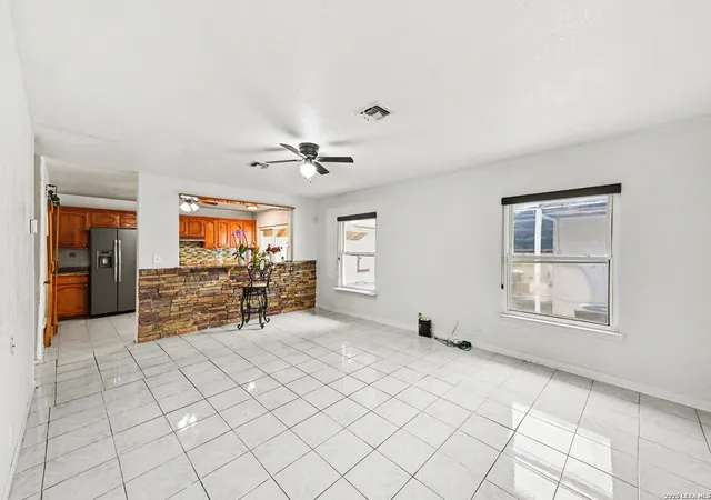 Photo 4 of Single family home for sale at 7140 Oldham, San Antonio, TX 78239 | MLS# 1954960 | Listing updated on 2026-08-16