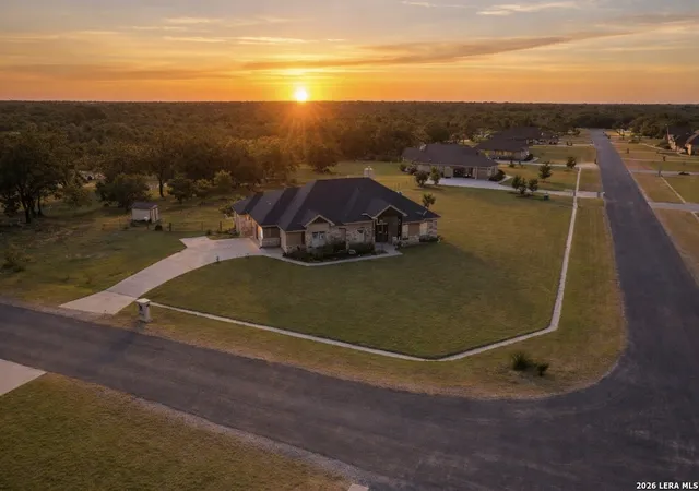41st image of 112 S Abrego Crossing, Floresville, TX 78114 | MLS# 1954962