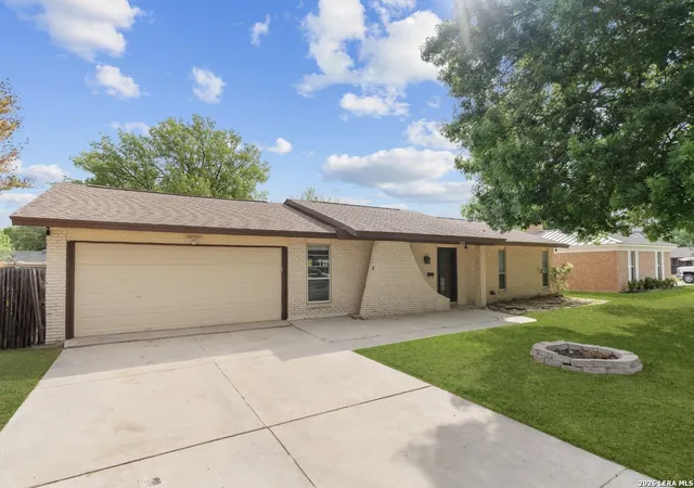 23rd image of 161 Cloverleaf Dr, Schertz, TX 78154 | MLS# 1955009