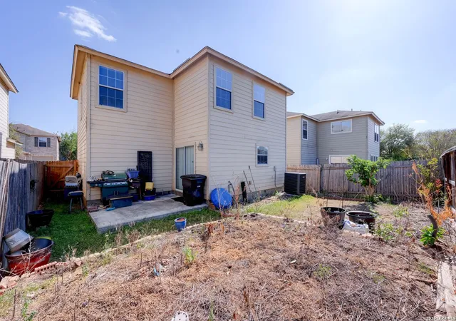 Homes for sale in San Antonio, TX | 7 Bedford Bay, San Antonio, TX 78239 | MLS# 1955043