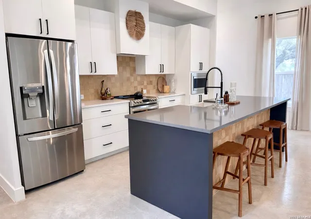 Photo 3 of Single family home for sale at 5 Cripple Creek Court, Wimberley, TX 78676 | MLS# 1955067 | Listing updated on 2026-09-01