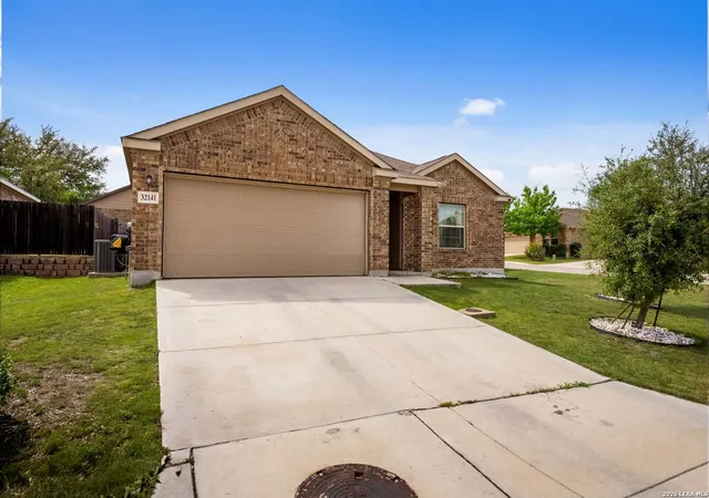 Photo 2 of Sale Pending at 32141 Giant Oak, Bulverde, TX 78163 | MLS# 1955091 | Listing updated on 2026-04-20