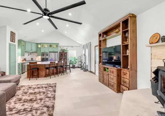 5th image of 736 Capote Oaks, Seguin, TX 78155 | MLS# 1955092