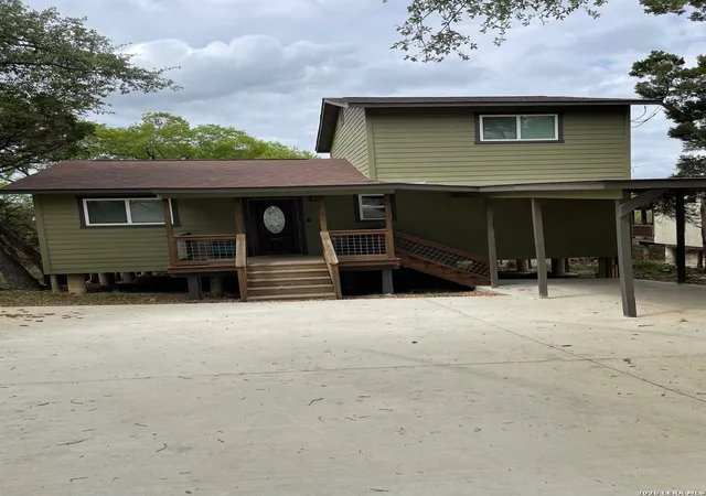 Photo 1 of Single family home for sale at 3145 Westview, Canyon Lake, TX 78133 | MLS# 1955098 | Listing updated on 2026-08-24