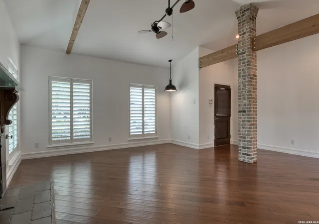 Photo 3 of Sale Pending at 101 Campden Cir, San Antonio, TX 78218 | MLS# 1955101 | Listing updated on 2026-04-23