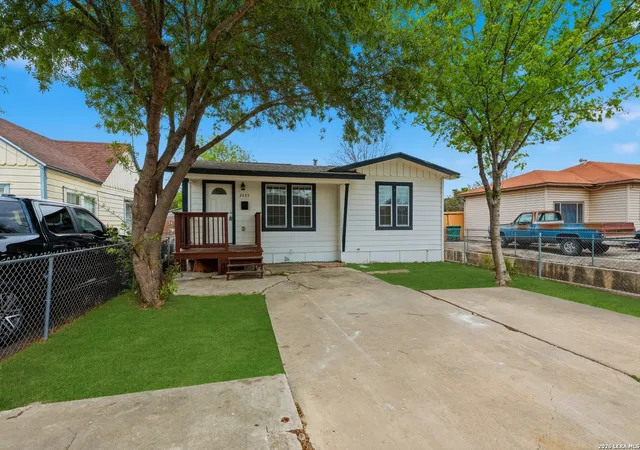 2nd image of 2035 Waverly, San Antonio, TX 78228 | MLS# 1955129