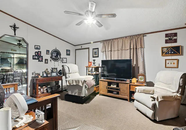 Photo 4 of Sale Pending at 100 Park Meadow, Cibolo, TX 78108 | MLS# 1955140 | Listing updated on 2026-04-28