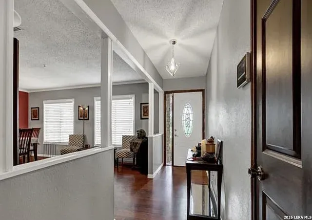 Homes for sale in Luling, TX | 1010 County Oak Dr, Luling, TX 78648 | MLS# 1955207