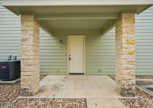 Photo 3 of Single family home for sale at 2312 Sailing Way Dr #A, Kerrville, TX 78028 | MLS# 1955281 | Listing updated on 2026-08-29