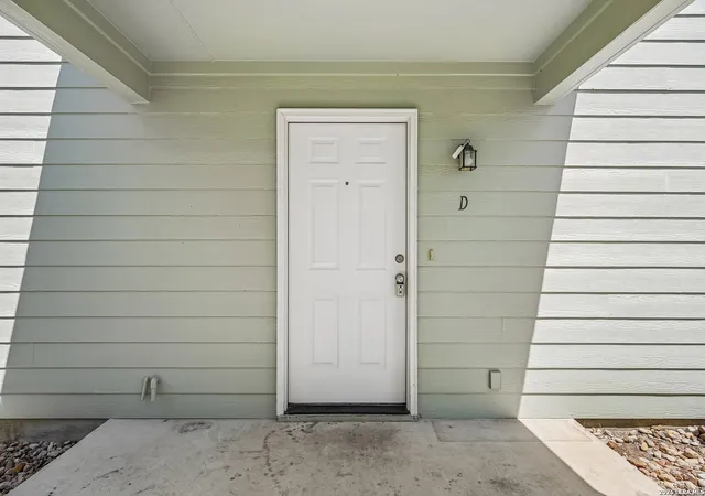 Photo 2 of Single family home for sale at 2312 Sailing Way Dr #D, Kerrville, TX 78028 | MLS# 1955287 | Listing updated on 2026-08-29