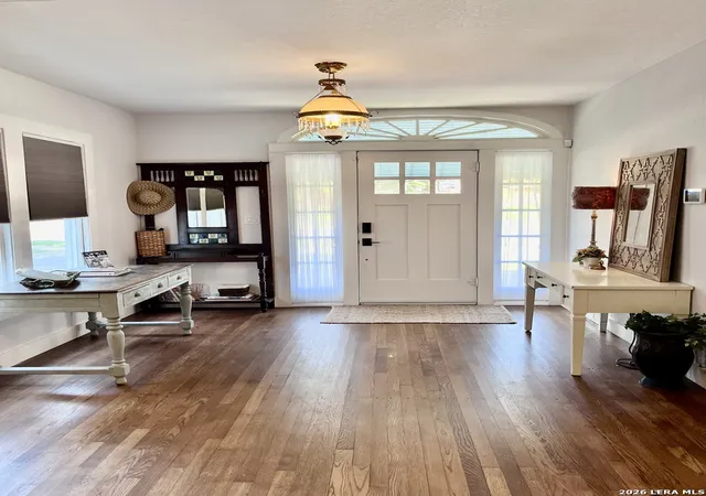 2nd image of 614 E Mulberry, San Antonio, TX 78212 | MLS# 1955383
