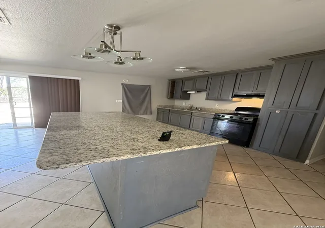 Photo 1 of Single family home for sale at 6067 Castle Queen, San Antonio, TX 78218 | MLS# 1955405 | Listing updated on 2026-04-27