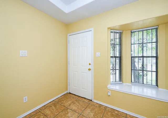 Photo 4 of Sale Pending at 1543 Rada, San Antonio, TX 78214 | MLS# 1955412 | Listing updated on 2026-04-08