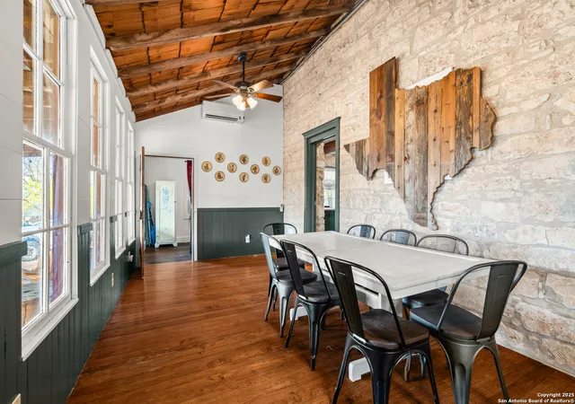 Photo 4 of Sale Pending at 3499 US Hwy 290, Fredericksburg, TX 78624 | MLS# 1955426 | Listing updated on 2026-08-18