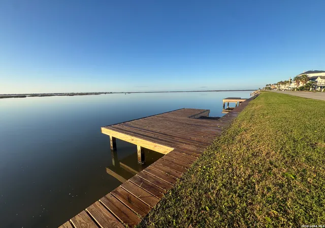 2nd image of 1274 Blue Heron, Hitchcock, TX 77563 | MLS# 1955432