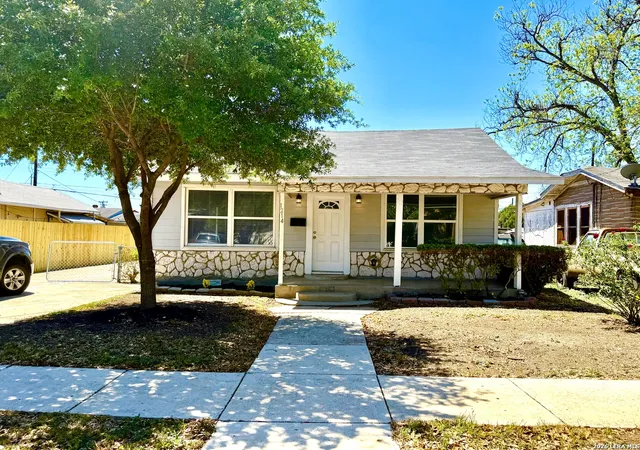 Photo 3 of Single family home for sale at 1214 W Winnipeg, San Antonio, TX 78225 | MLS# 1955450 | Listing updated on 2026-08-19