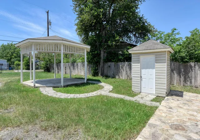 Photo 3 of Single family home for sale at 131 Sidney, San Antonio, TX 78203 | MLS# 1955455 | Listing updated on 2026-07-27