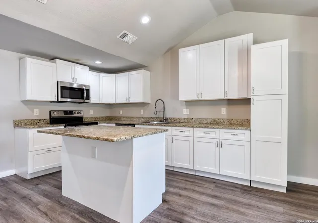 Photo 3 of Single family home for sale at 131 Sidney, San Antonio, TX 78203 | MLS# 1955455 | Listing updated on 2026-07-27