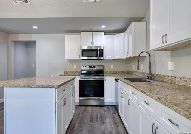 Photo 4 of Single family home for sale at 131 Sidney, San Antonio, TX 78203 | MLS# 1955455 | Listing updated on 2026-07-27