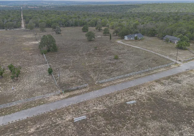 1st image of 811 Mockingbird, La Vernia, TX 78121 | MLS# 1955457